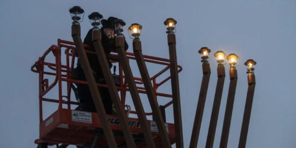 Councillors in Moncton, N.B., vote to restore menorah outside city hall after outcry