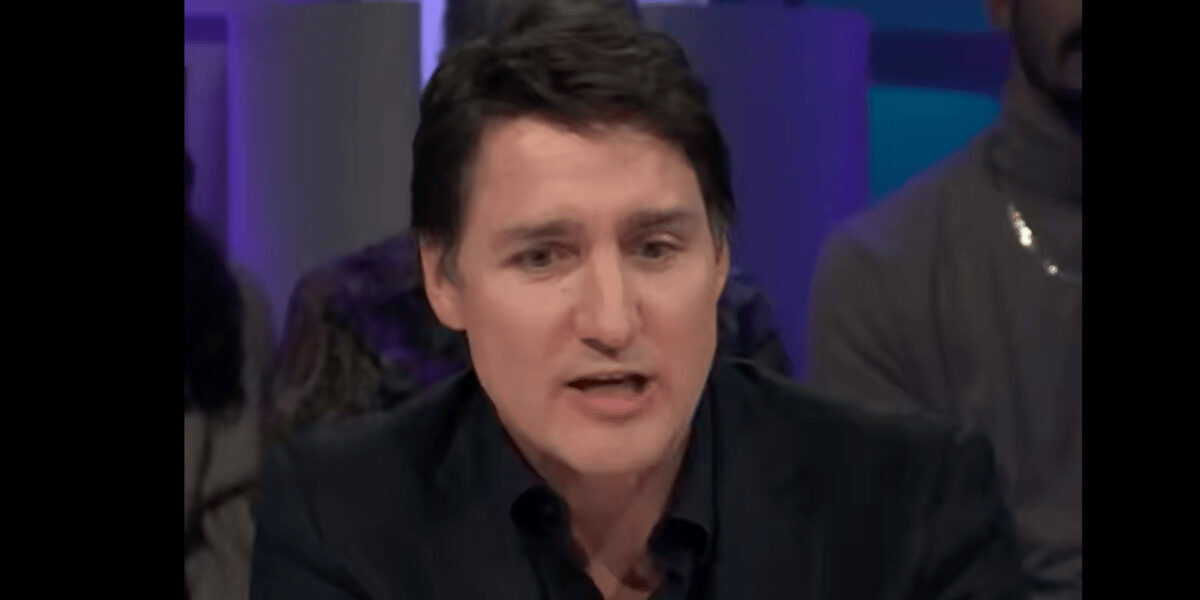 WATCH: Trudeau accuses Poilievre of wanting to take Canada backwards