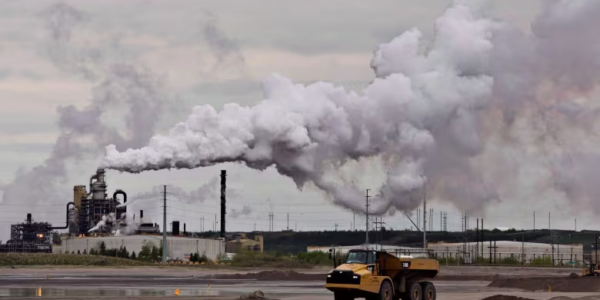 Premiers Higgs, Smith call on MPs to abandon carbon pricing program