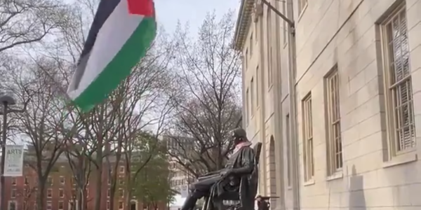 Palestinian Flag Replaces American Flag at Harvard Until Police Step In
