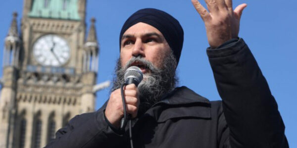 Raymond J. de Souza: Jagmeet Singh is trying – and failing – to copy Pierre Poilievre