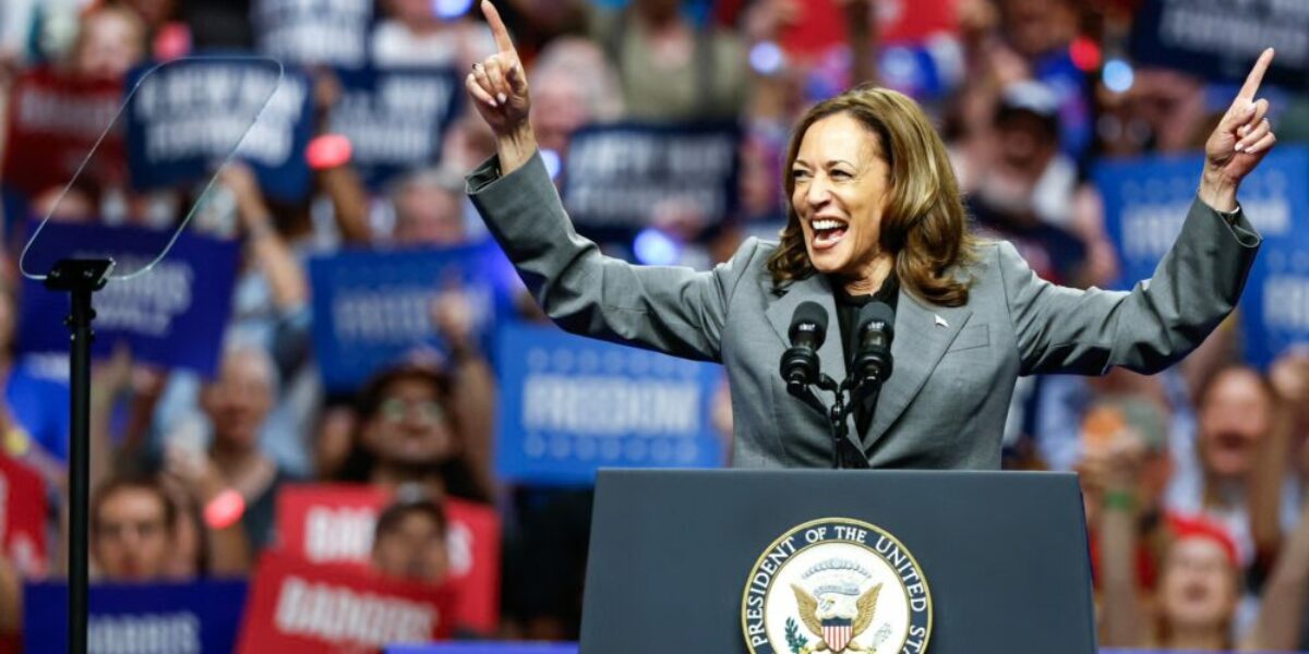 More than 700 national security officials endorse Kamala Harris for president