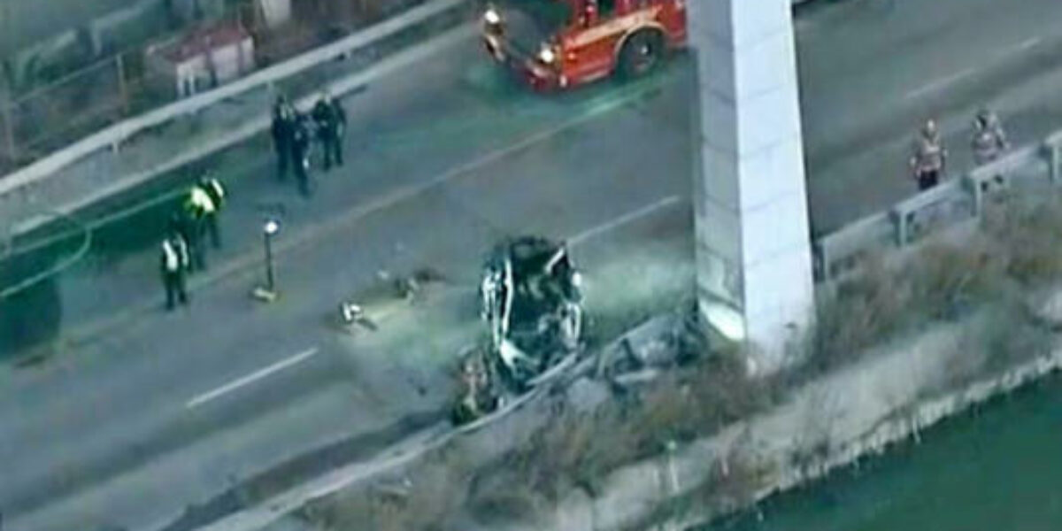 Four people died in a Tesla after a crash in Toronto