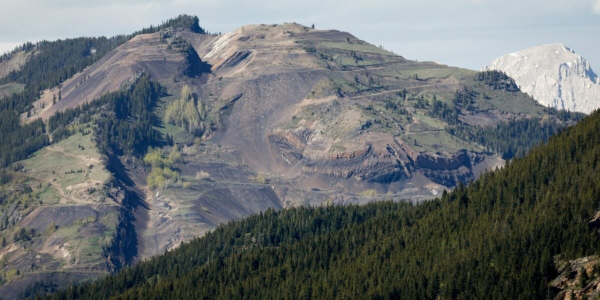 Crowsnest Pass residents voting on support for new coal mine