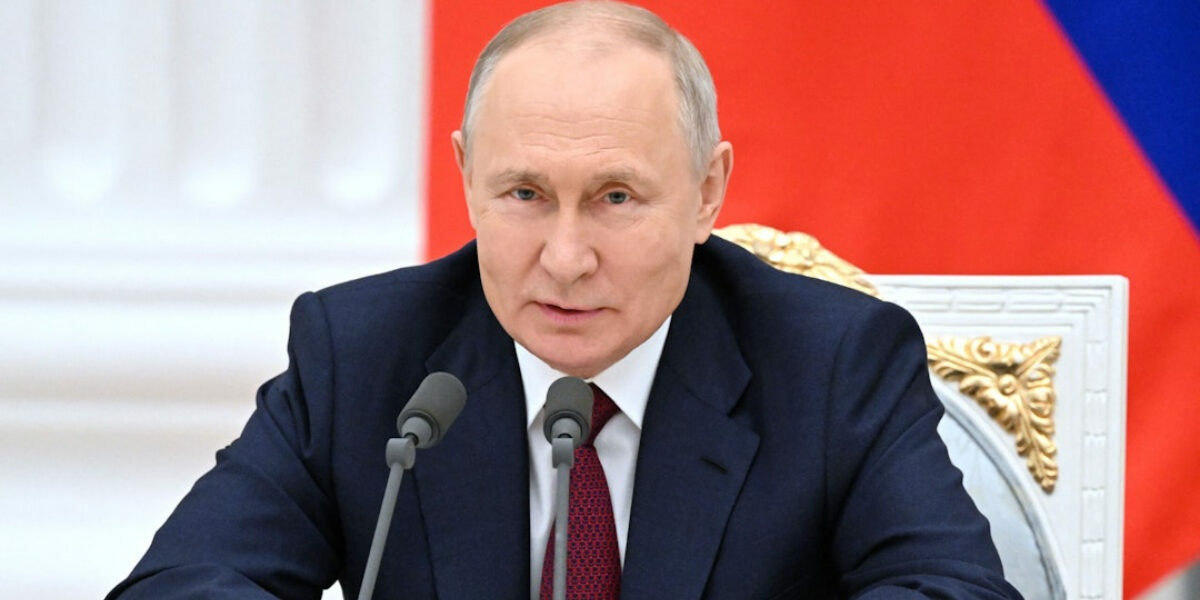 Putin Apologizes After Airliner Shot Down, Stops Short Of Taking Responsibility