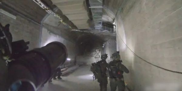 Dramatic footage: Over 100 Shaldag soldiers raided, dismantled Syrian missile factory