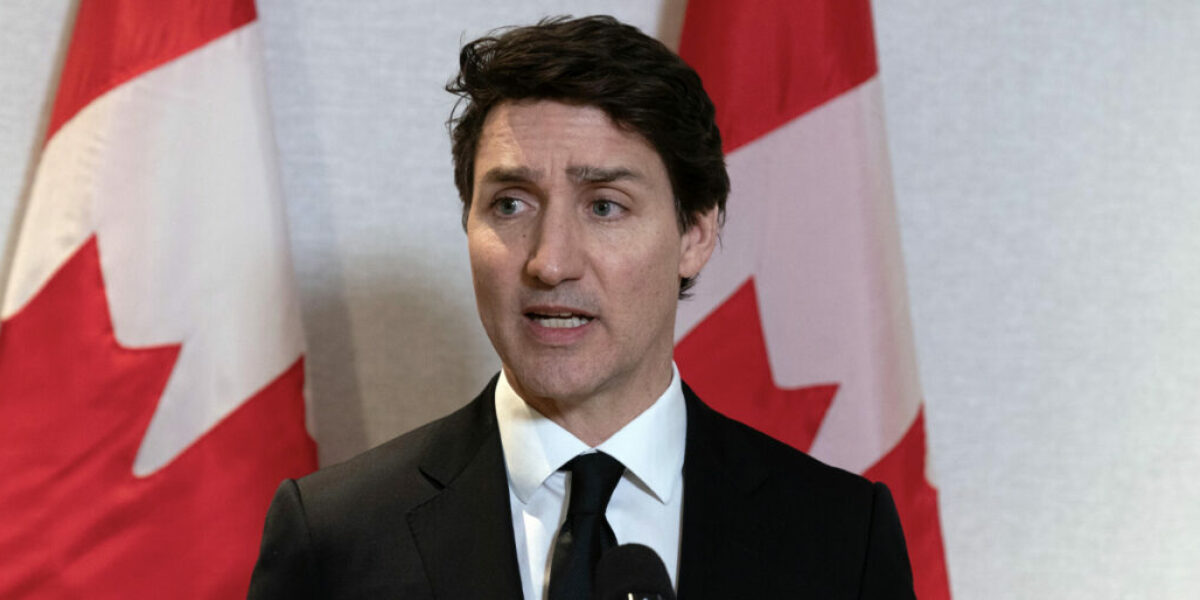 One more party weekend: Trudeau announces cabinet retreat