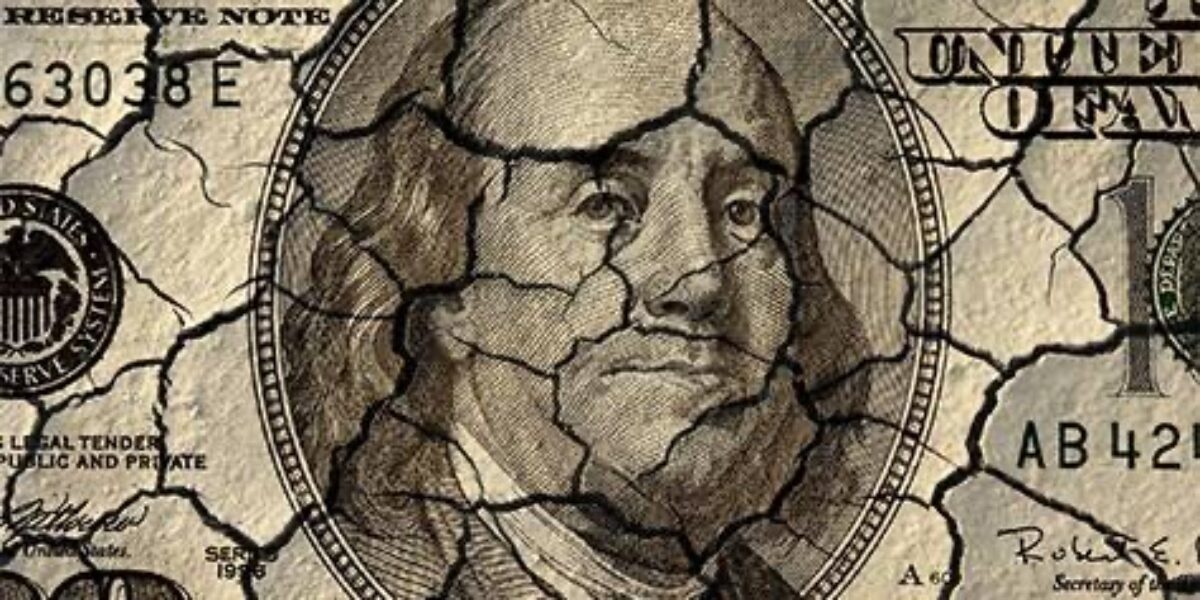 US dollar extends losses to five-week low after Trump’s remarks