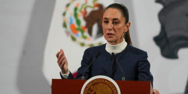 Mexico president makes deal with Trump to pause tariffs for a month, put 10K troops on border