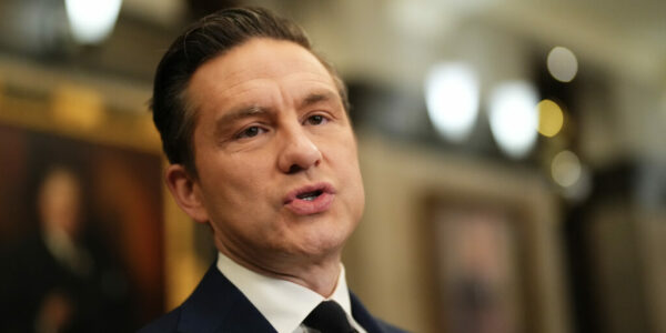 WATCH: CBC asks Poilievre if he would ‘step aside’ over U.S. trade war