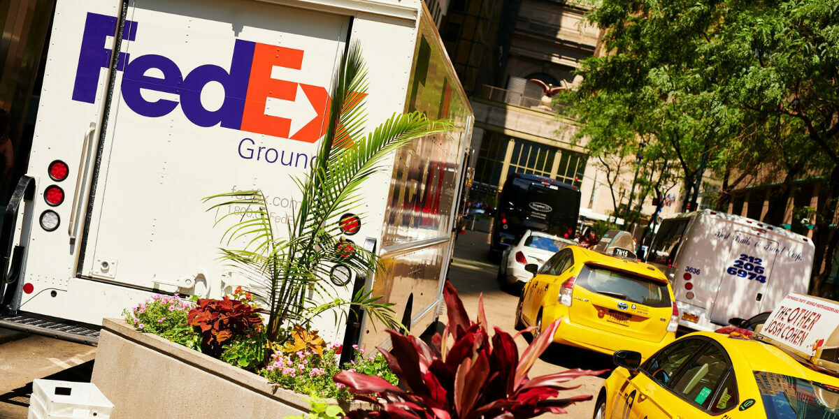 SHOCKING! FedEx employee claims Israeli goods face embargo