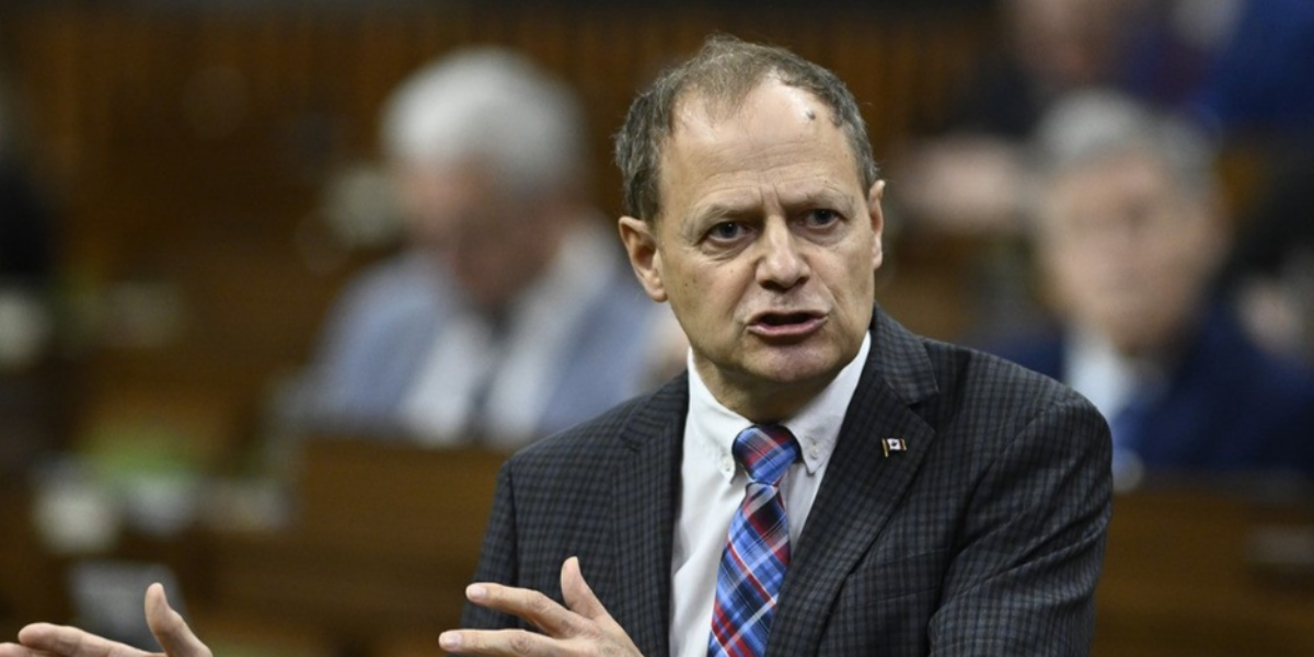 Federal parties gearing up for early election ‘any day now’ despite trade war