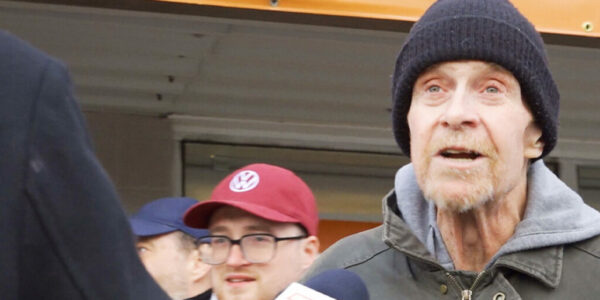 Farewell song for Singh? NDP leader attends a “rally” in Hamilton of 60