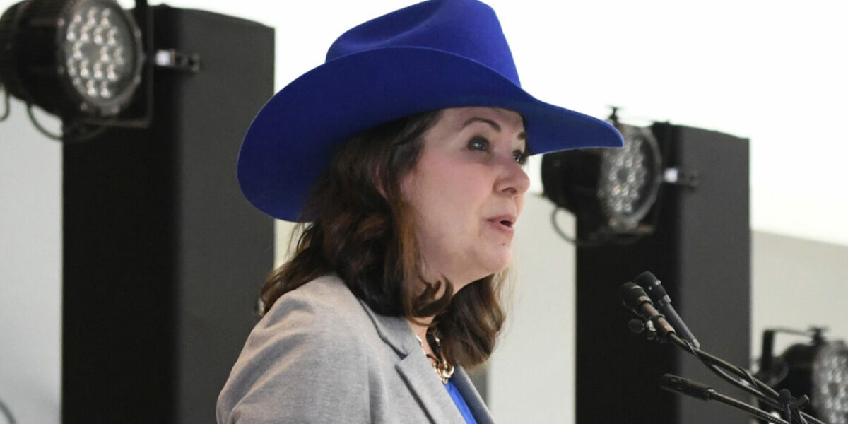 Alberta gov’t tables bill to restrict use of emergency powers