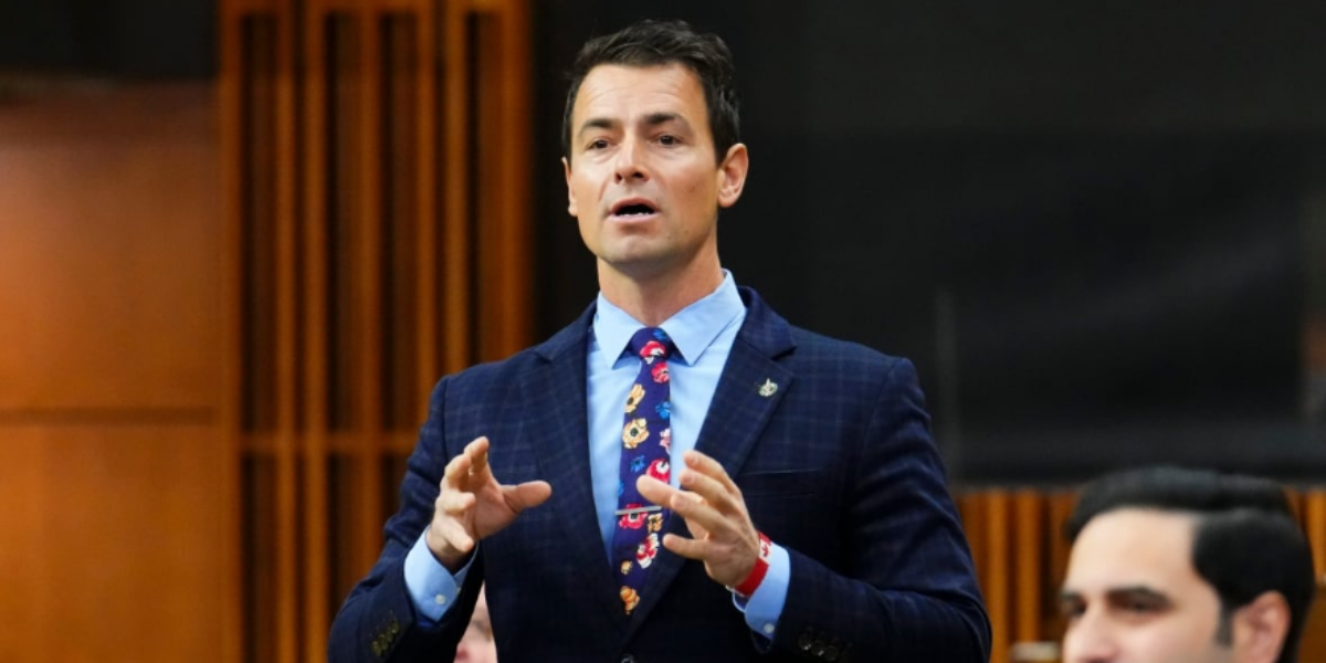 Poilievre accuses Liberals of mixed messaging as candidate calls Gaza war ‘genocide’