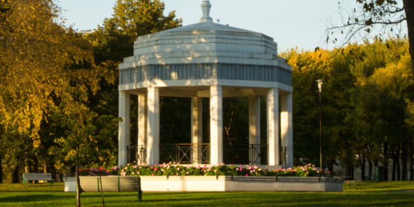 Disgrace: Saskatoon Vimy War Memorial defaced on anniversary of historic WWI battle