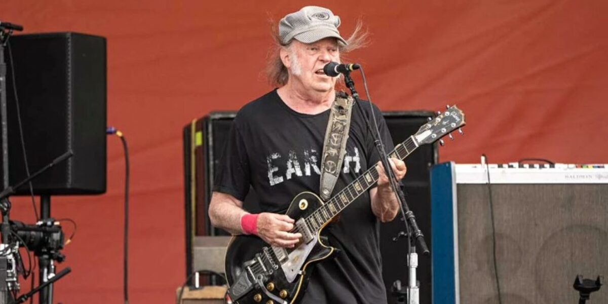 Neil Young slams Trump in Mark Carney endorsement