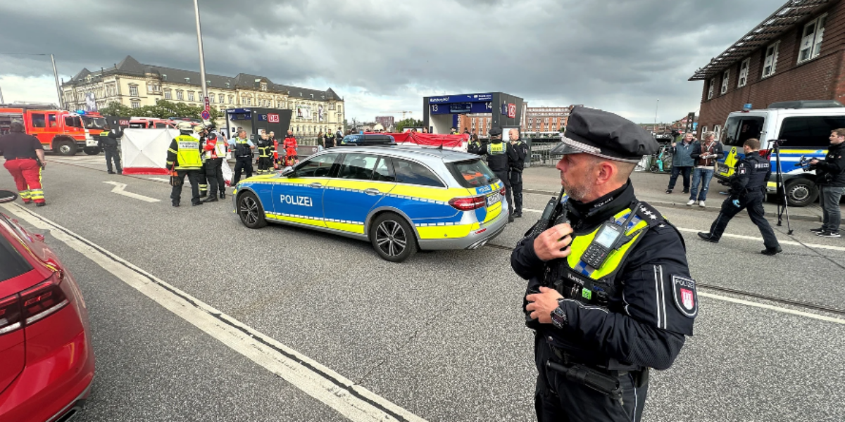 German woman arrested after 18 injured in Hamburg knife attack, authorities say
