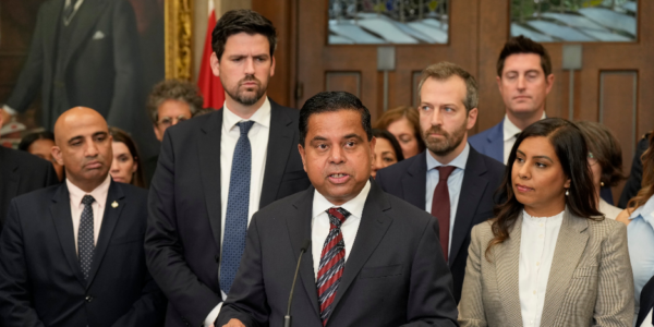 Liberals introduce sweeping border reform bill affecting warrants, large cash transfers