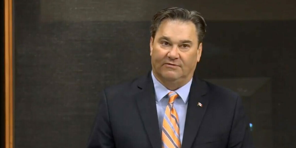 NDP introduces radical bill demanding Canada convert entirely to green energy