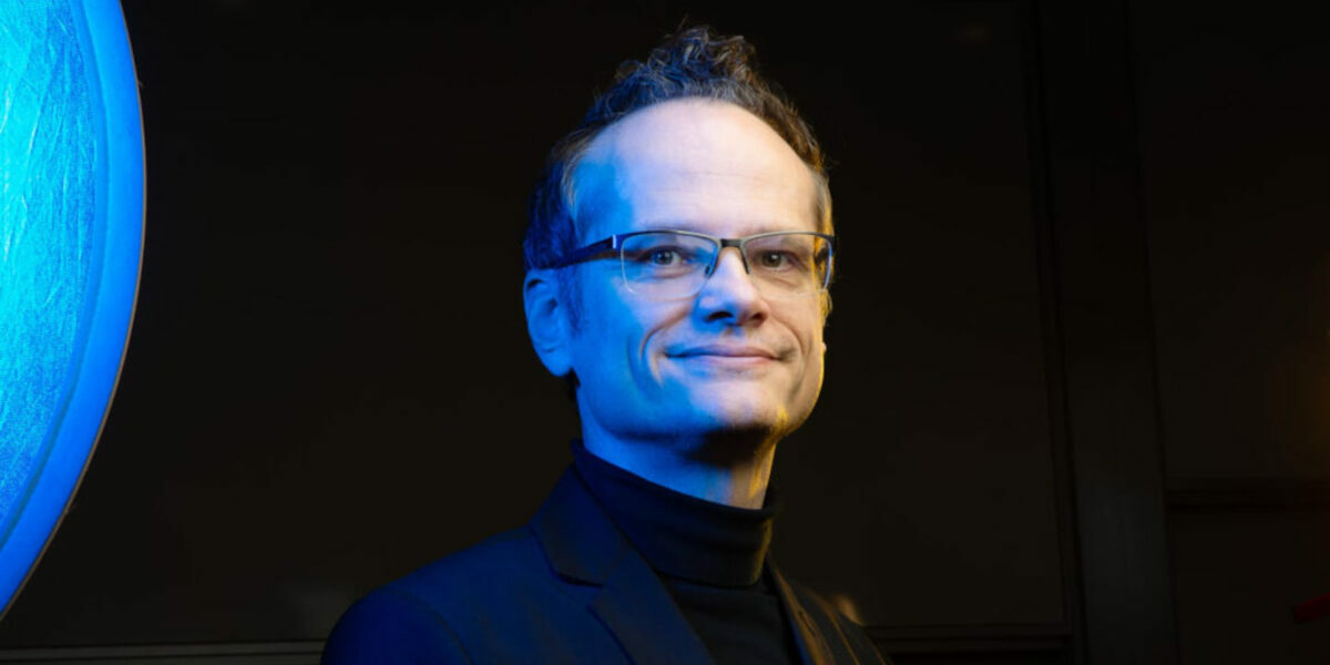 ‘Godfather of AI’ says intellectually mundane jobs will disappear