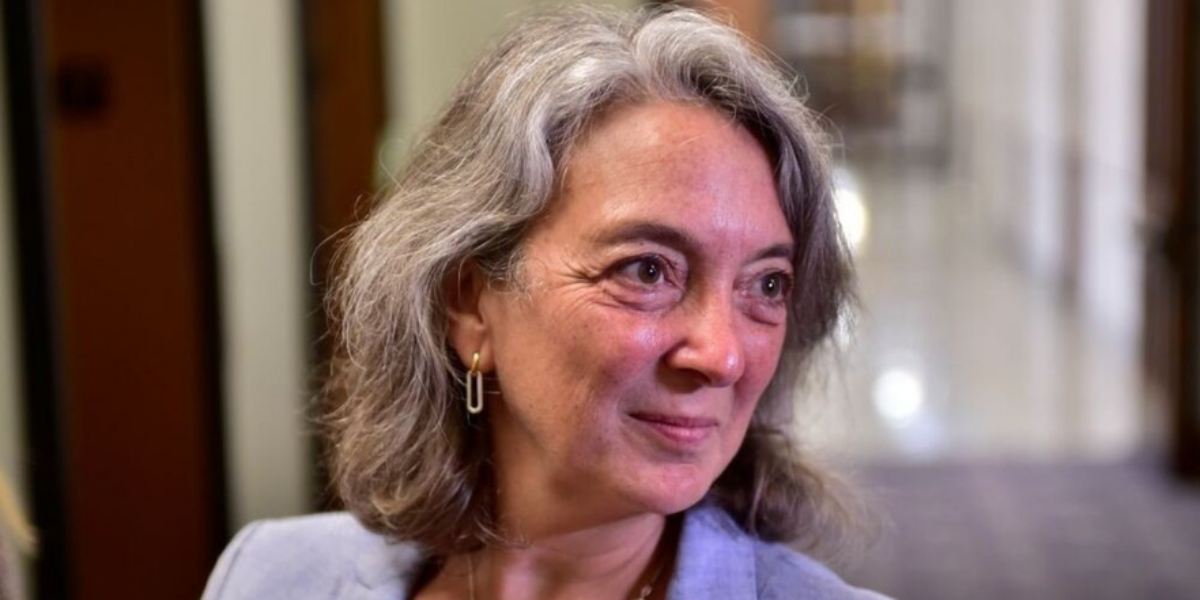 Pressure building on Liberals to rethink electric vehicle mandate