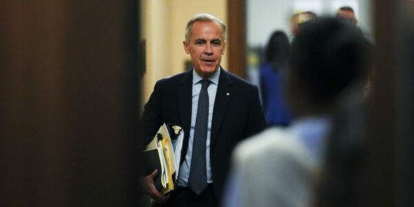 Carney says he’ll support oil – but only if it’s ‘decarbonized’