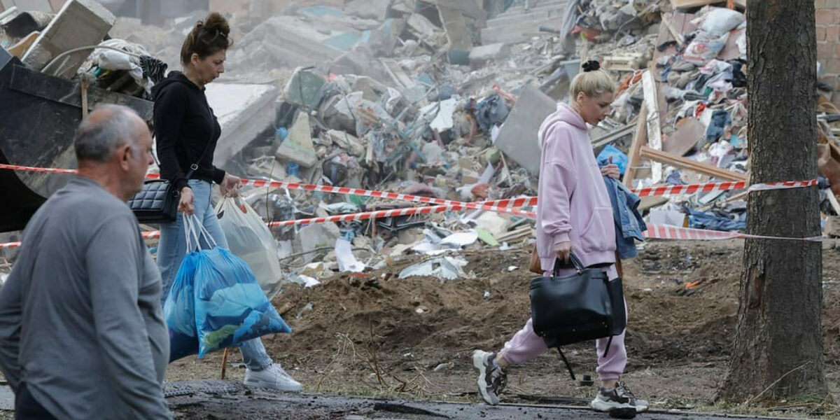 Russia hits Ukraine with biggest attack of the war; F-16 pilot is killed