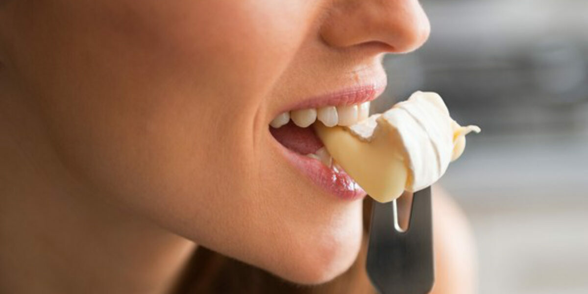 Snacking on cheese late at night may haunt your dreams, Canadian study finds