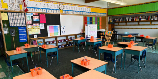 Schools need to rethink graduation awards, child psychologists say