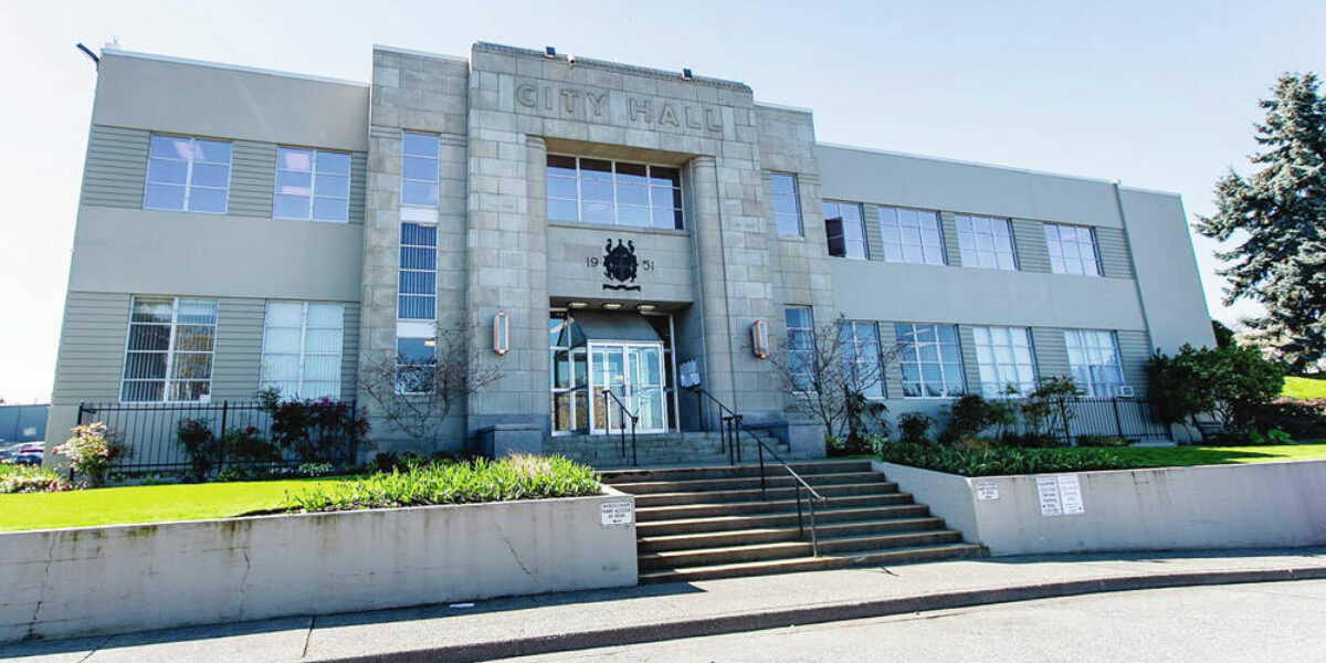 Nanaimo considering ‘robust’ iron fence to protect city staff from chaos at nearby drug den