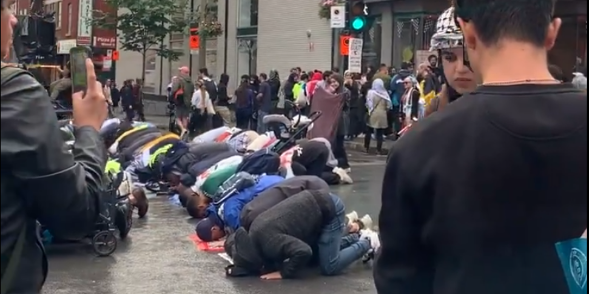 ‘Enough with the Islamists’: Quebecers take a stand