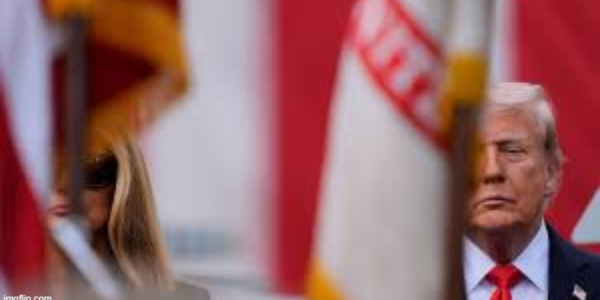 Trump calls on all NATO countries to stop buying Russian oil, threatens tariffs on China