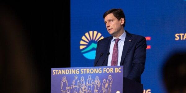 B.C. to launch anti-tariff ads as Ontario pauses controversial campaign
