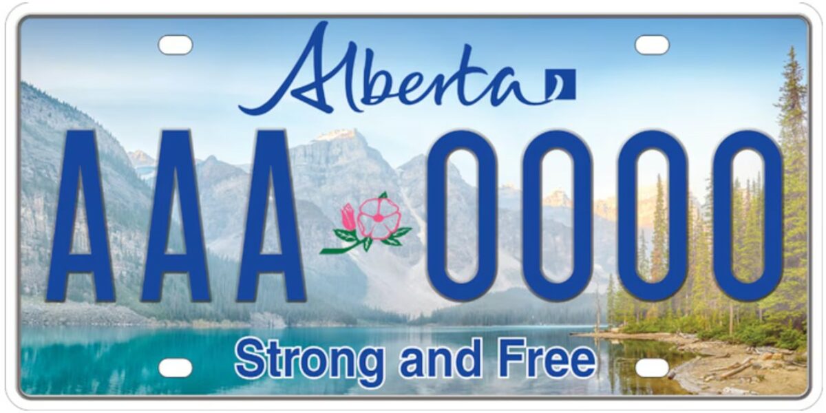 Alberta reveals winning design for new Strong and Free licence plate