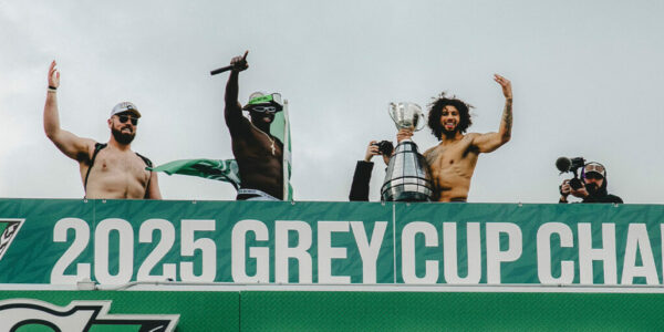 Carney faces loud boos during Grey Cup coin toss
