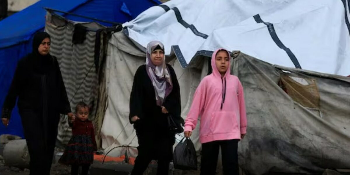 Israeli strikes kill at least 25 Palestinians in Gaza despite ceasefire