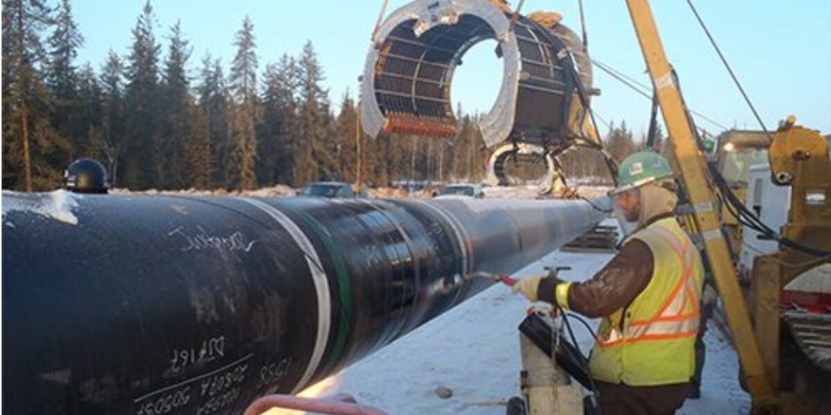 West Coast Pipeline to Receive ‘Political Support’ from Carney Deal with Alberta