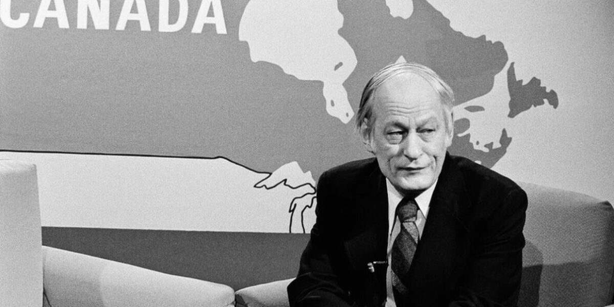Canadian politicians who crossed the floor or left their party