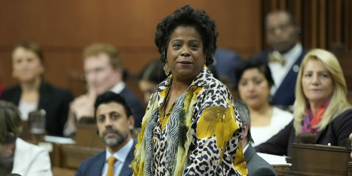 Health minister says Canada can’t rely on U.S. health institutions anymore