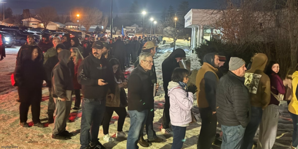 Long lineups in central Alberta to sign petition for province to leave Canada