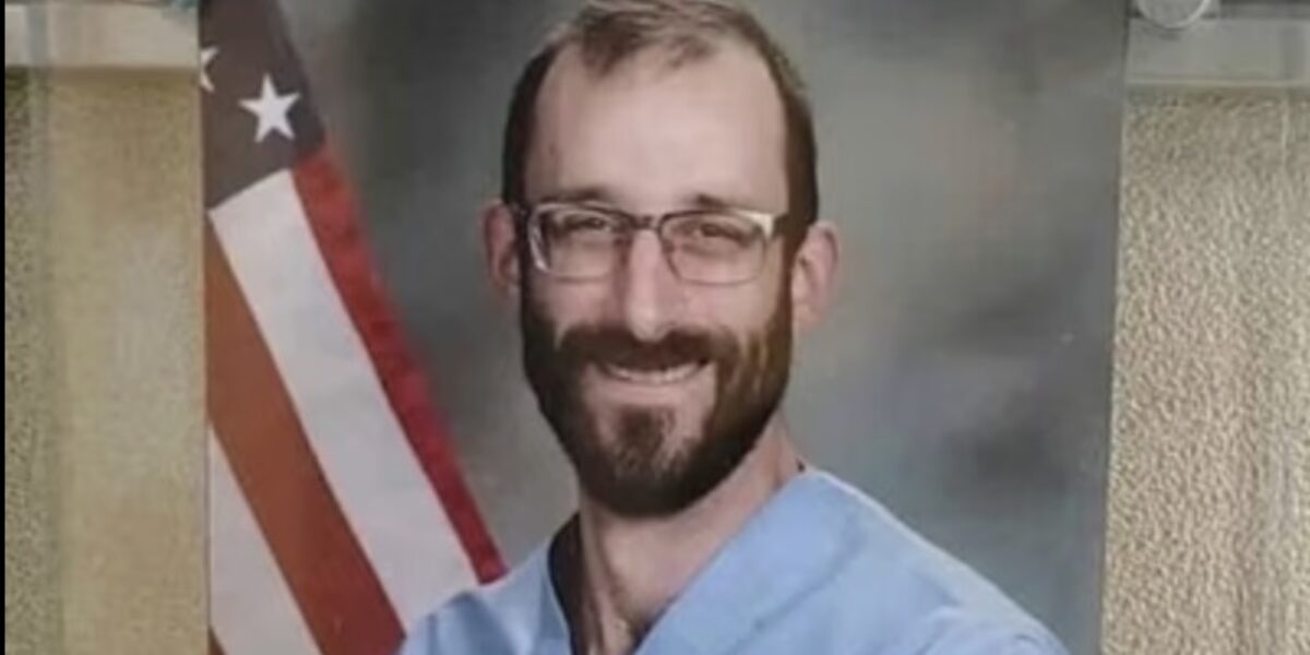 Videos of Alex Pretti shooting by federal agents in Minneapolis contradict Trump official claims