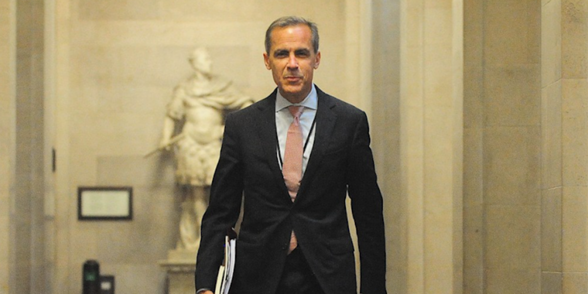 While Canadians are told to tighten their belts, Ottawa’s payroll grows