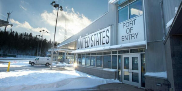 U.S. scrutiny of visitors’ social media could hammer tourism: trade group