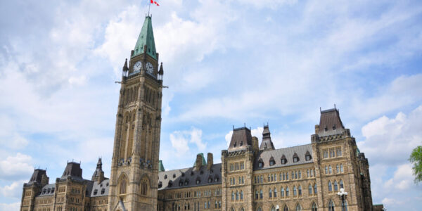 Government now eats 40.5% of Canada’s economy as public sector hits 21.5% of all jobs