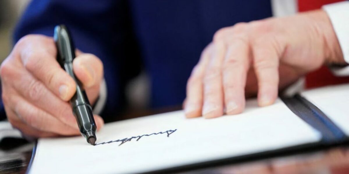 Trump signature to appear on US currency, ending 165-year tradition