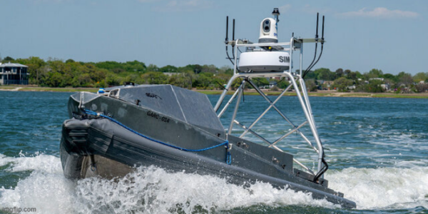 U.S. Unleashes Uncrewed Sea-Drone Speedboats Against Iran – A New Era in Naval Warfare