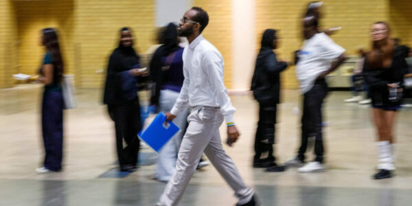 Canada’s economy lost 84,000 jobs in February, unemployment rate ticked up to 6.7%