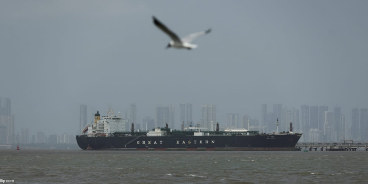 Iran shuts Strait of Hormuz in retaliation for Israeli strikes on Hezbollah – report