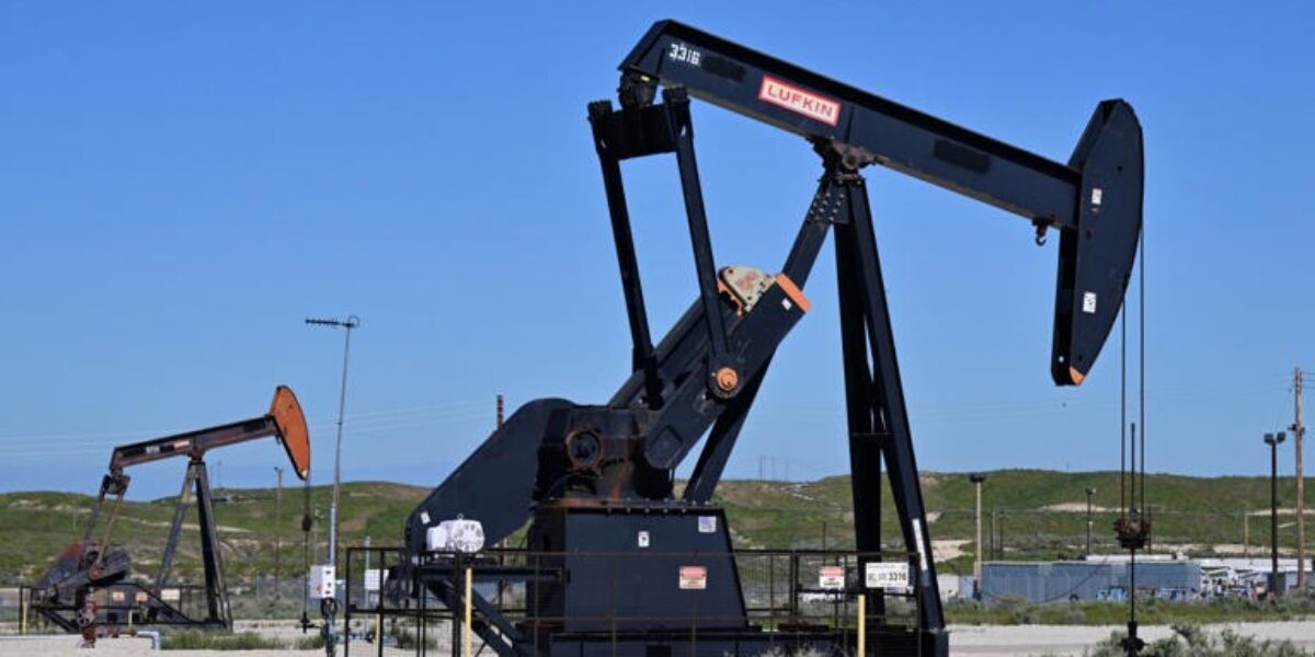 Oil CEOs raked in money from Trump’s Iran war